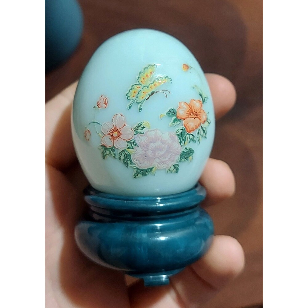 Avon Light Blue Floral Collector Egg Figurine with Blue Stand Glossy Plastic